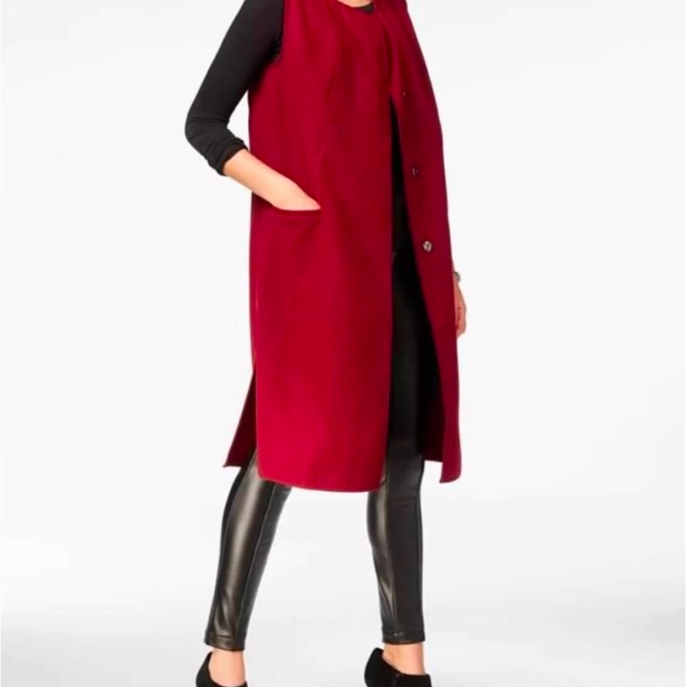 Women's Red Sleeveless Coat